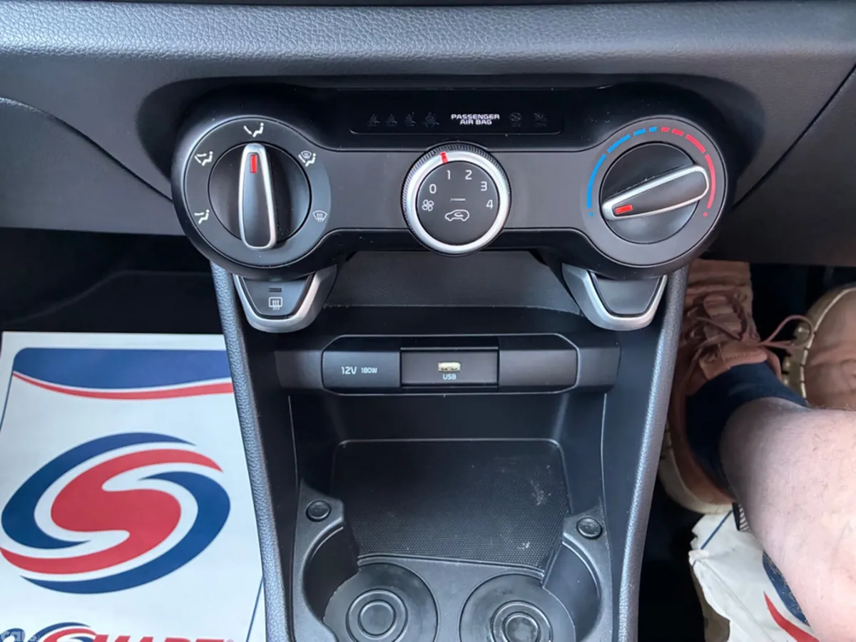 Kia Picanto Hatchback, Petrol, 2024, White