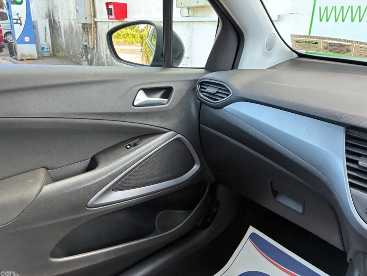 Opel Crossland MPV, Petrol, 2023, Black