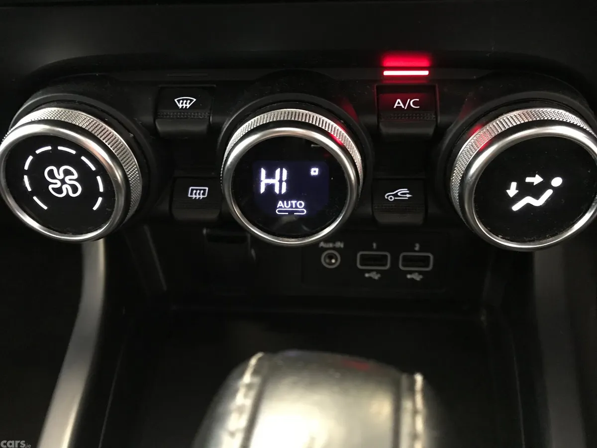 Renault Arkana Hatchback, Petrol, 2022, Red