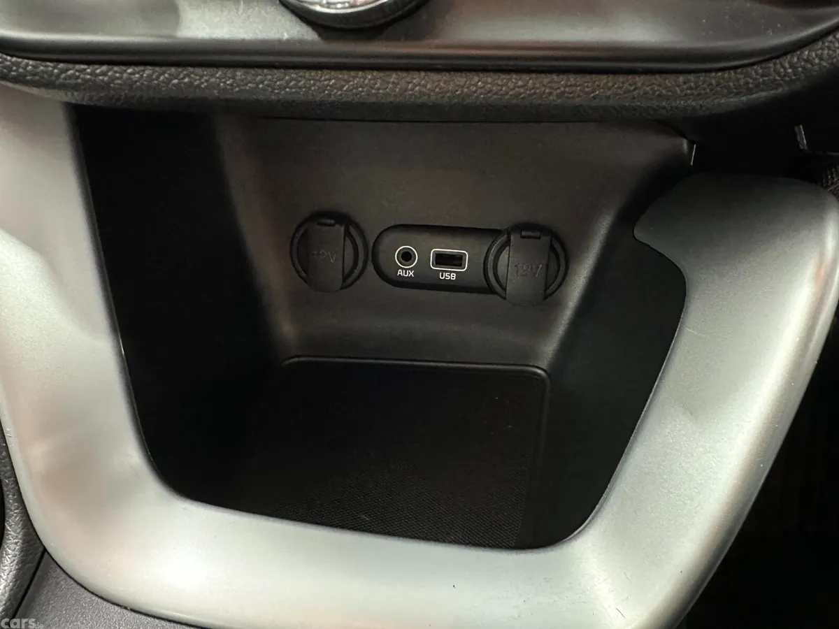 Kia Ceed Hatchback, Diesel, 2016, Silver