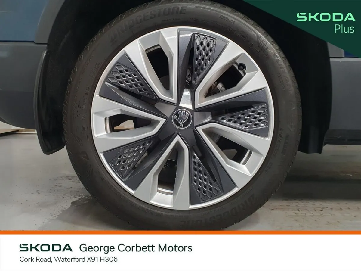 Skoda Karoq SUV, Petrol, 2024, Blue