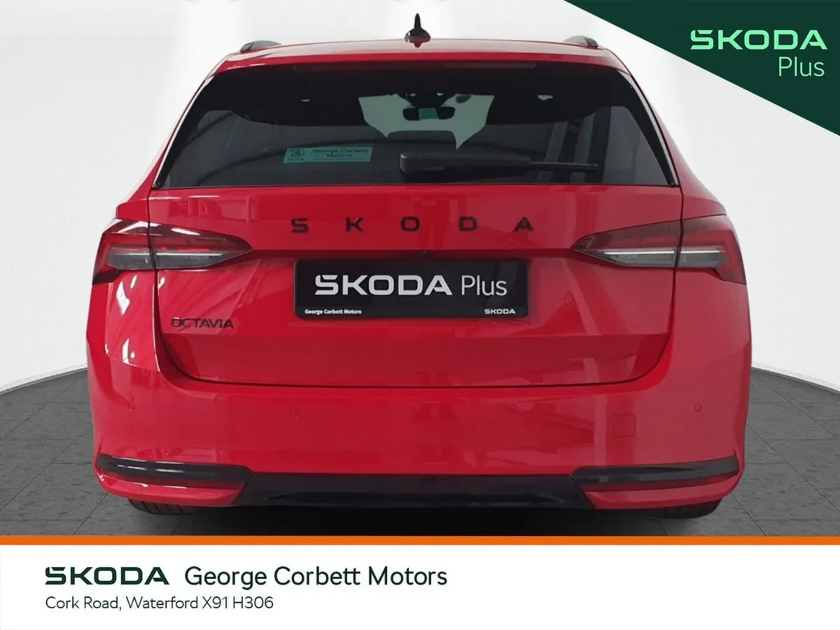 Skoda Octavia Estate, Diesel, 2025, Red