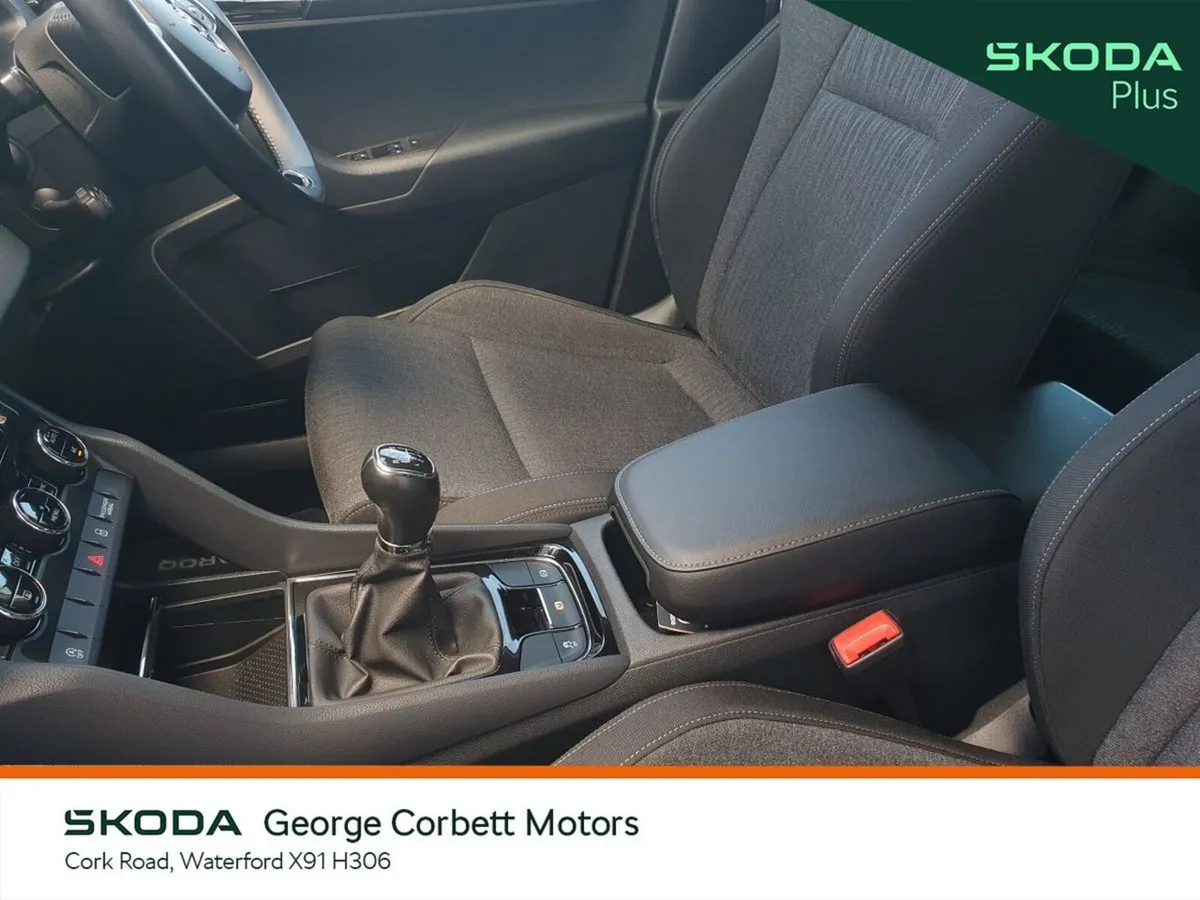 Skoda Karoq SUV, Diesel, 2022, Silver
