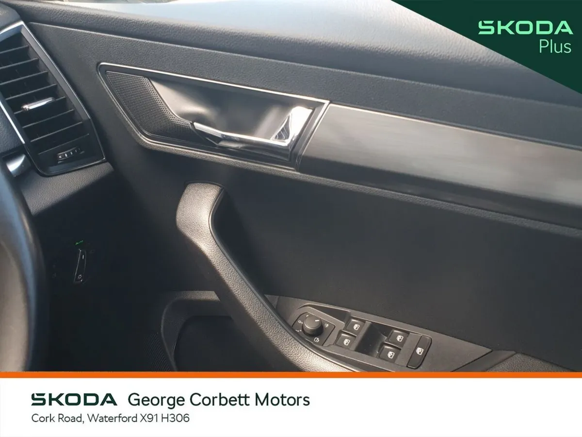 Skoda Karoq SUV, Diesel, 2022, Silver