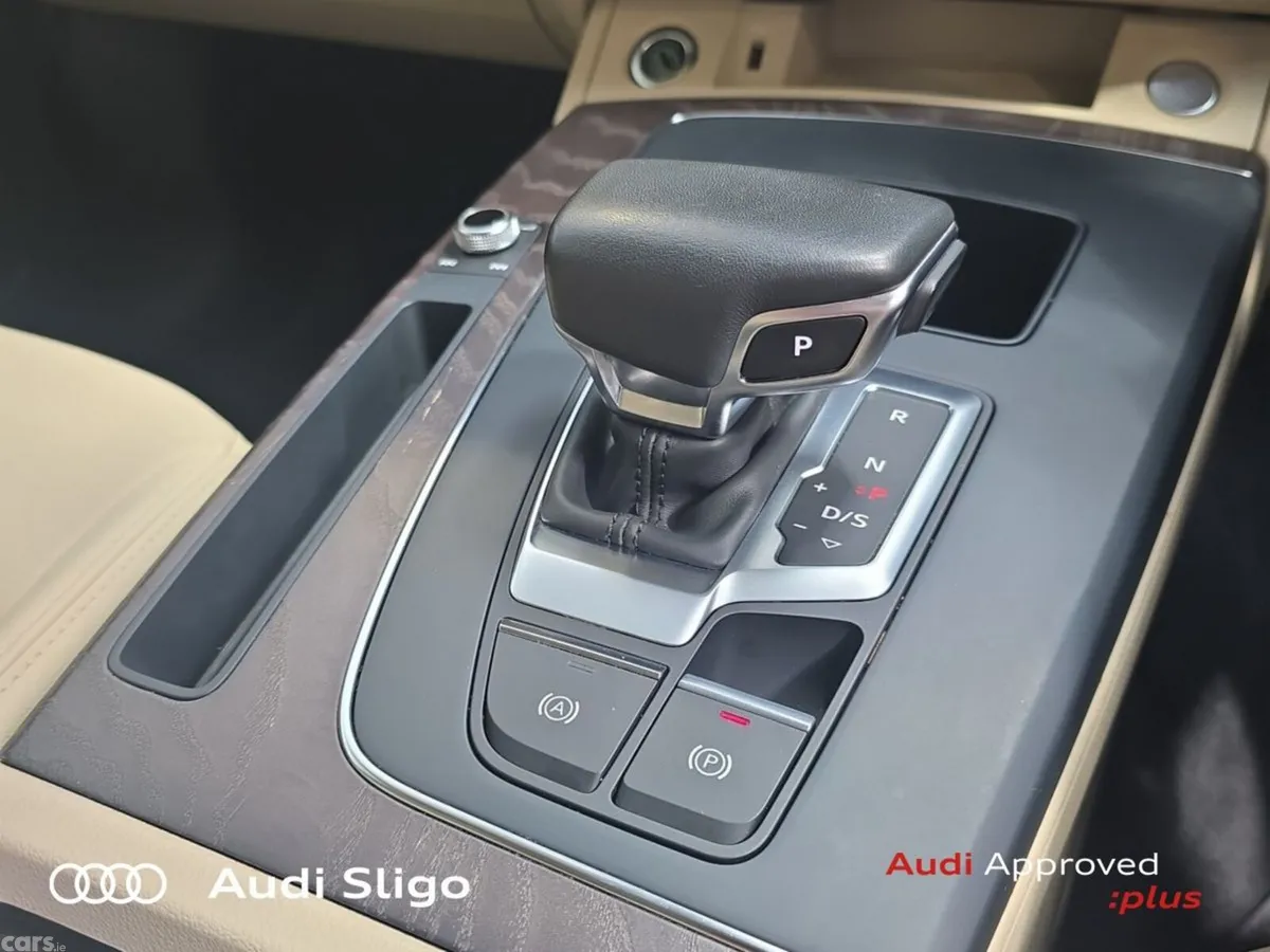 Audi Q5 SUV, Petrol Plug-in Hybrid, 2023, Blue