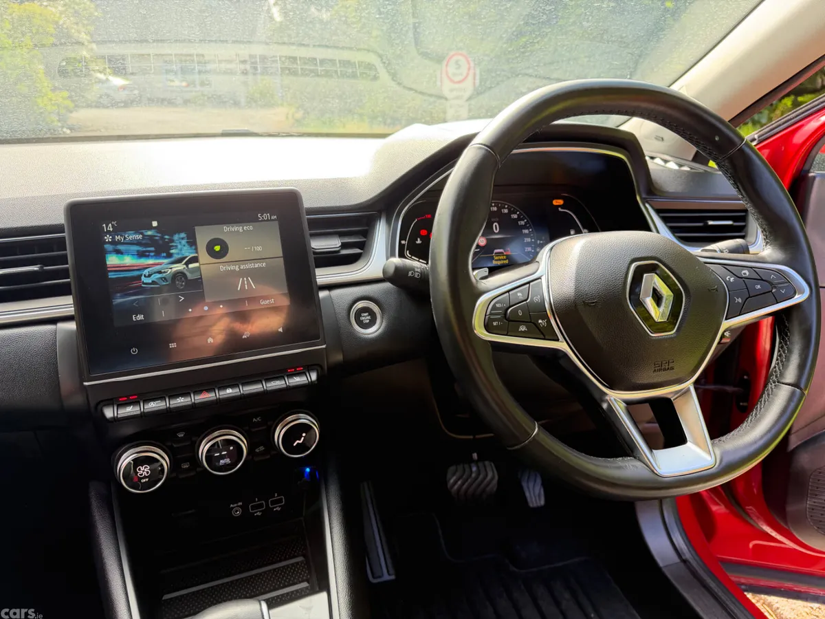 Renault Captur SUV, Petrol, 2022, Red