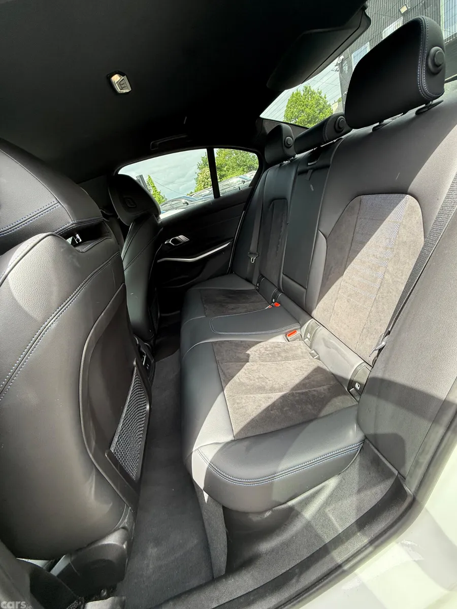 BMW 3-Series Saloon, Diesel, 2022, White