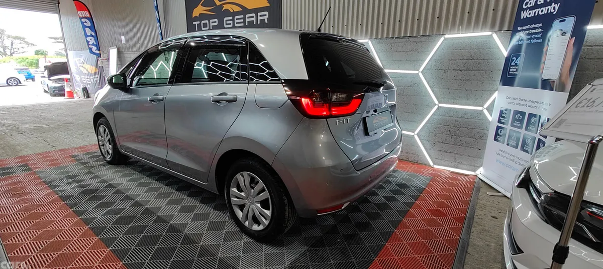 Honda Fit Hatchback, Petrol Hybrid, 2020, Silver