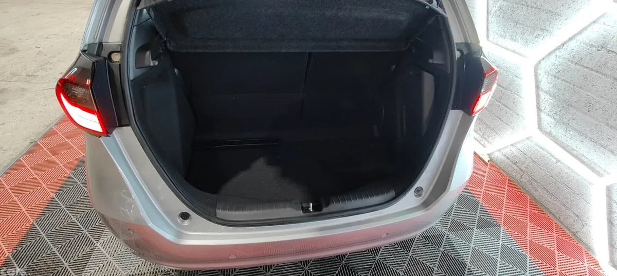 Honda Fit Hatchback, Petrol Hybrid, 2020, Silver