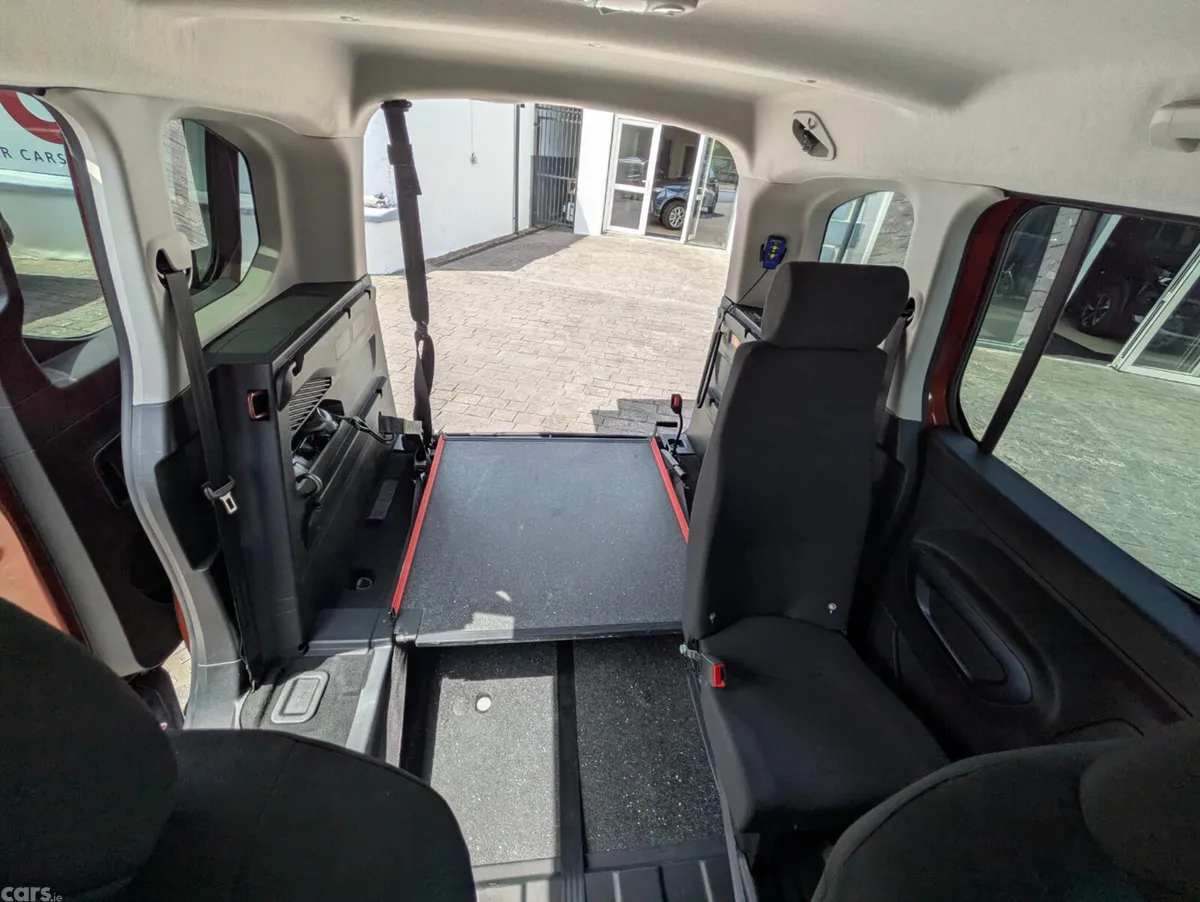Peugeot Rifter MPV, Diesel, 2022, Other