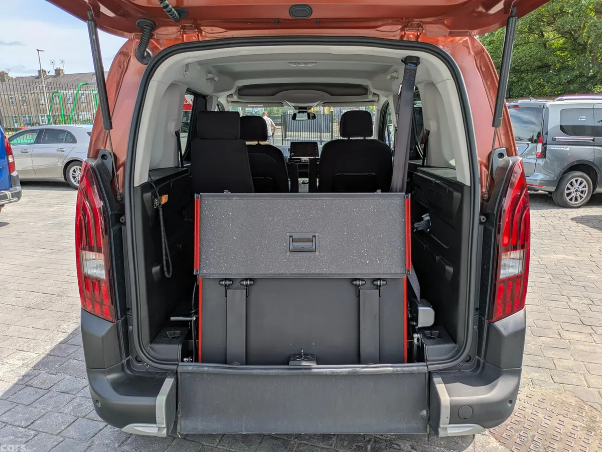 Peugeot Rifter MPV, Diesel, 2022, Other