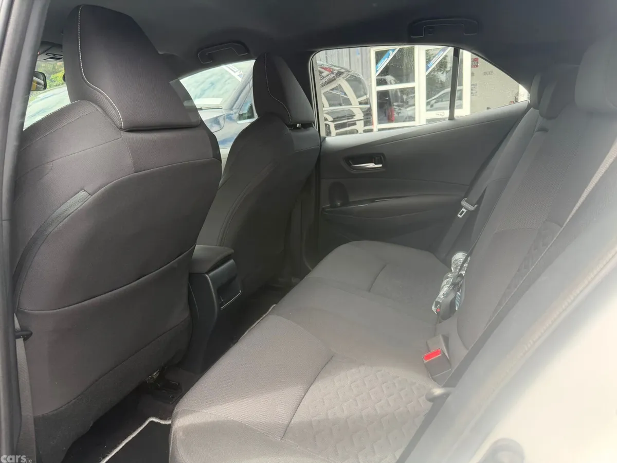 Toyota Corolla Hatchback, Petrol Hybrid, 2023, White