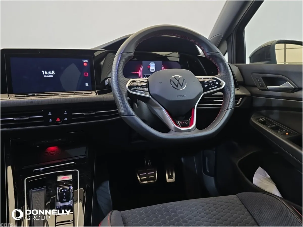 Volkswagen Golf Hatchback, Petrol, 2023, Black