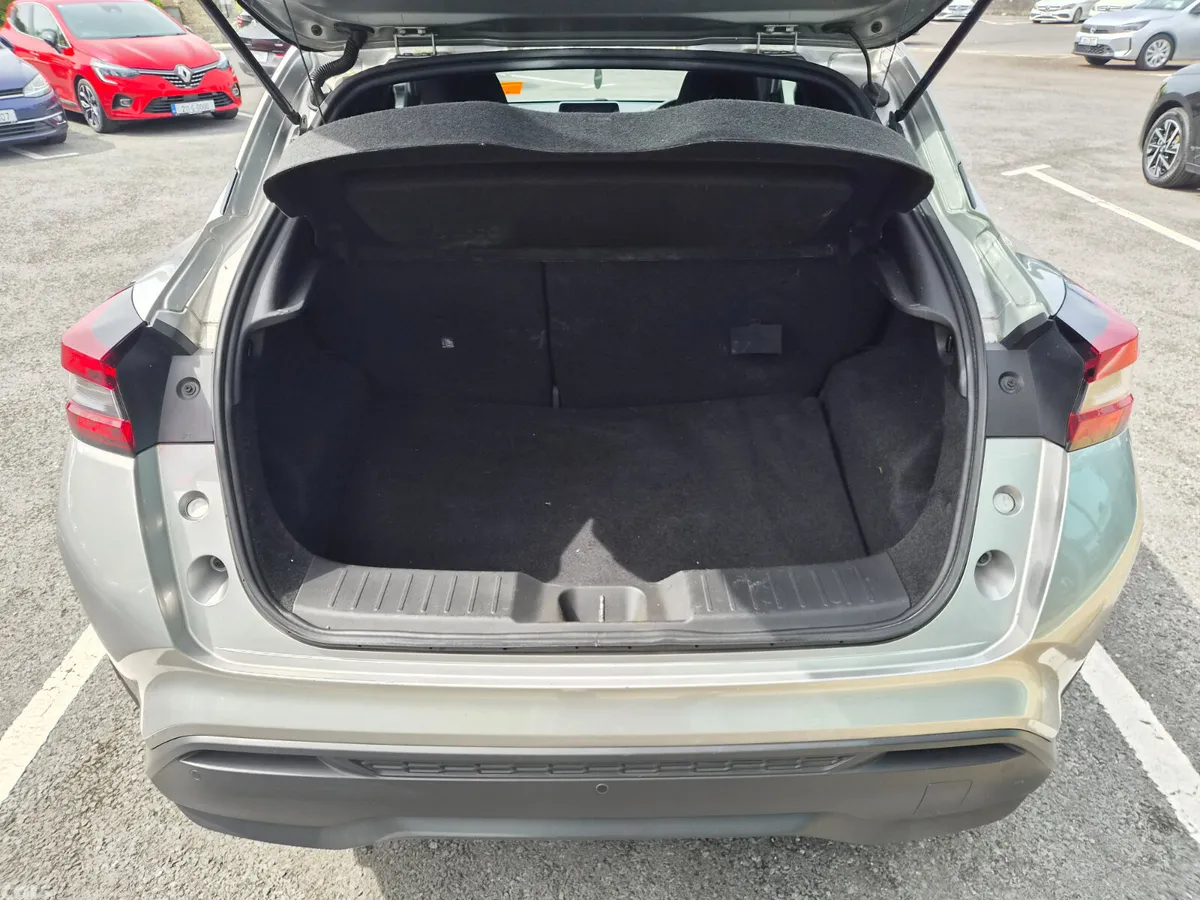Nissan Juke SUV, Petrol, 2021, Grey