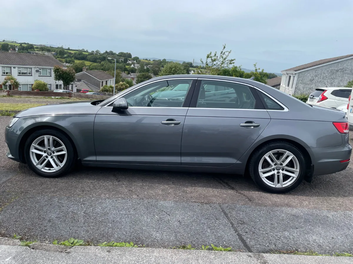 Audi A4 Saloon, Diesel, 2017, Grey