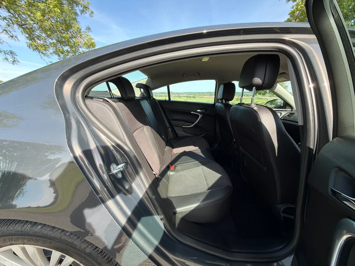 Opel Insignia Saloon, Diesel, 2015, Grey