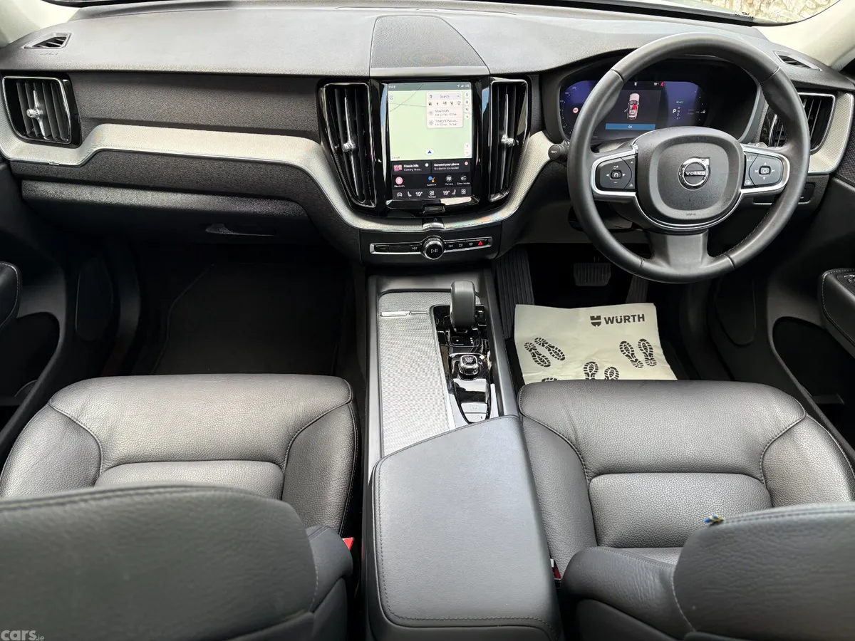 Volvo XC60 SUV, Petrol Plug-in Hybrid, 2024, Grey