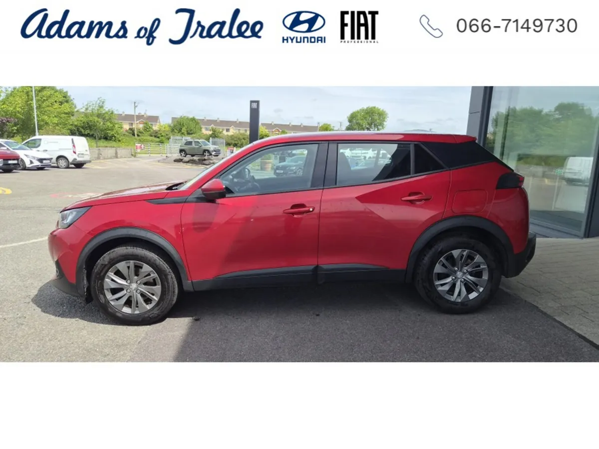 Peugeot 2008 MPV, Petrol, 2021, Red
