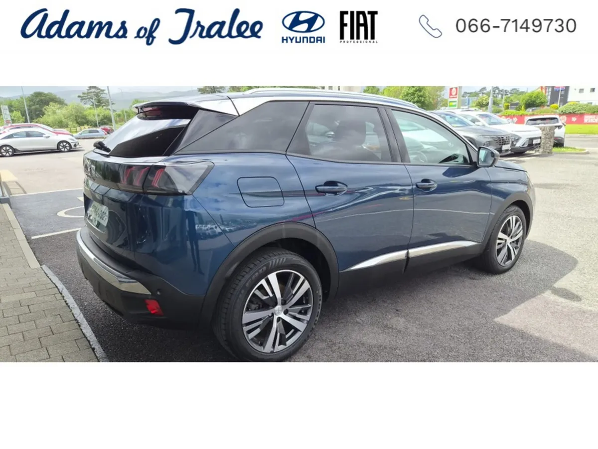 Peugeot 3008 MPV, Diesel, 2022, Blue