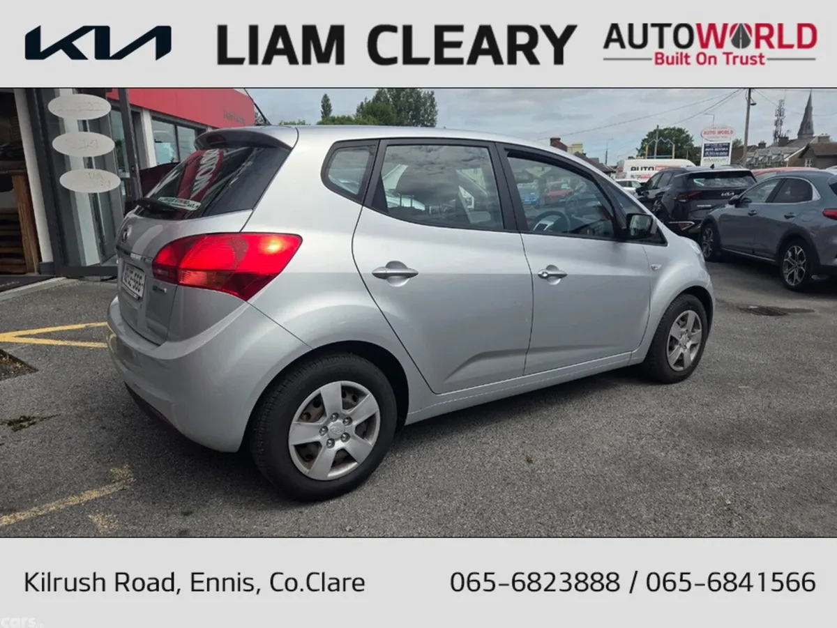 Kia Venga MPV, Petrol, 2016, Silver