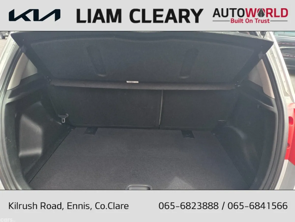Kia Venga MPV, Petrol, 2016, Silver