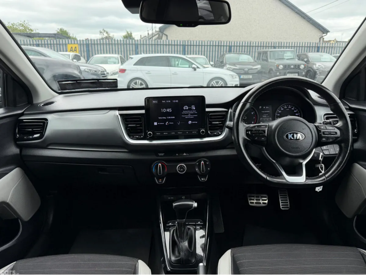 Kia Stonic Estate, Petrol Hybrid, 2021, Grey