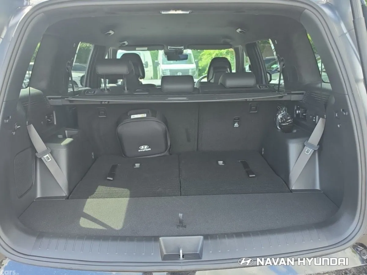 Hyundai Santa Fe SUV, Petrol Plug-in Hybrid, 2026, Blue