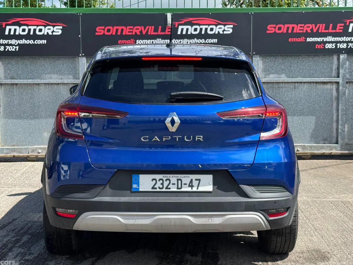 Renault Captur Hatchback, Petrol, 2023, Blue