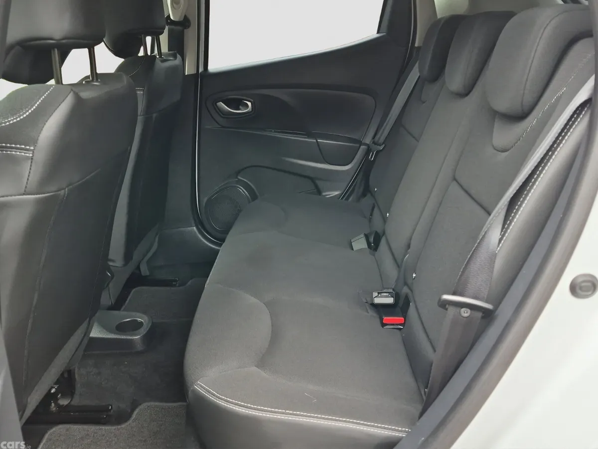 Renault Clio Hatchback, Petrol, 2017, White