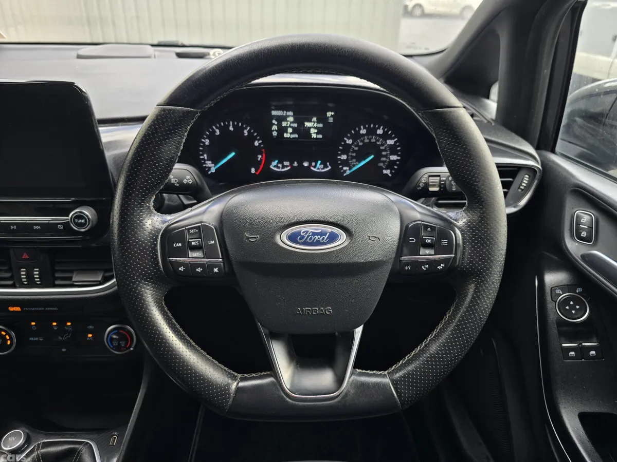 Ford Fiesta Hatchback, Petrol, 2018, Black