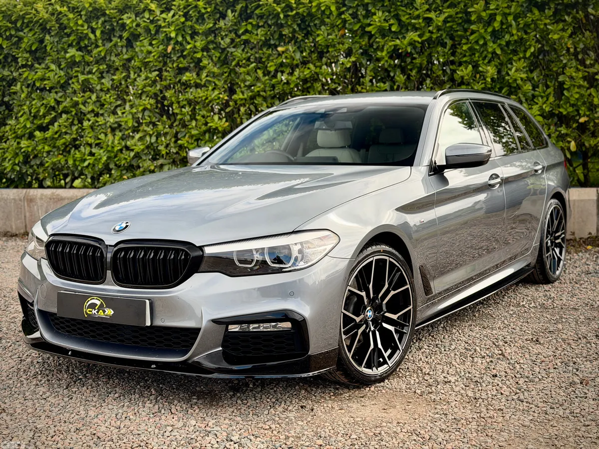 BMW 5-Series Estate, Diesel, 2017, Blue