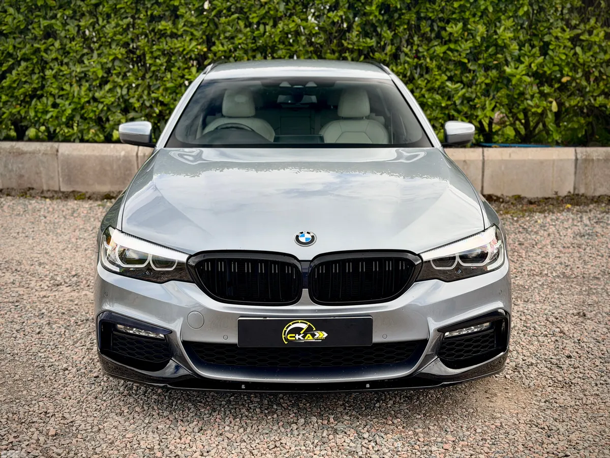 BMW 5-Series Estate, Diesel, 2017, Blue