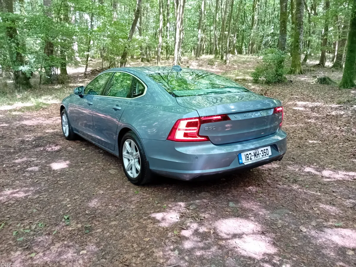 Volvo S90 Saloon, Diesel, 2018, Blue