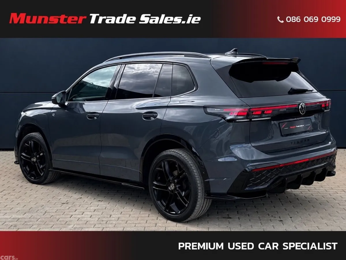 Volkswagen Tiguan SUV, Petrol Hybrid, 2024, Grey