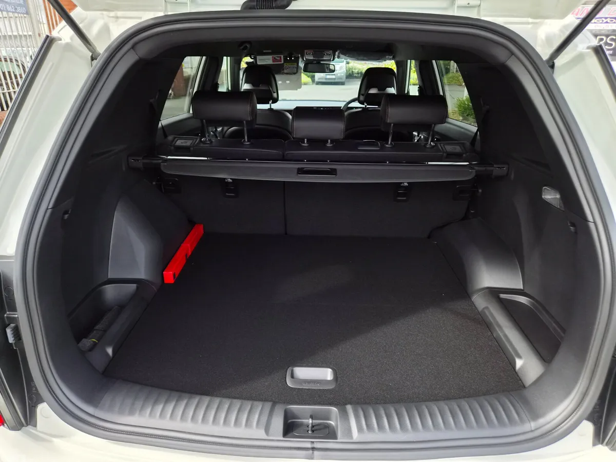 KGM Torres SUV, Petrol Hybrid, 2026, White