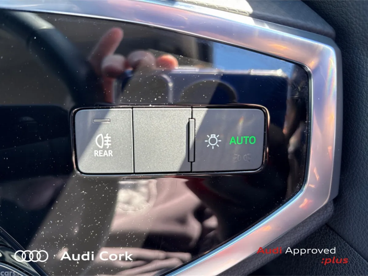Audi Q3 SUV, Petrol, 2024, White