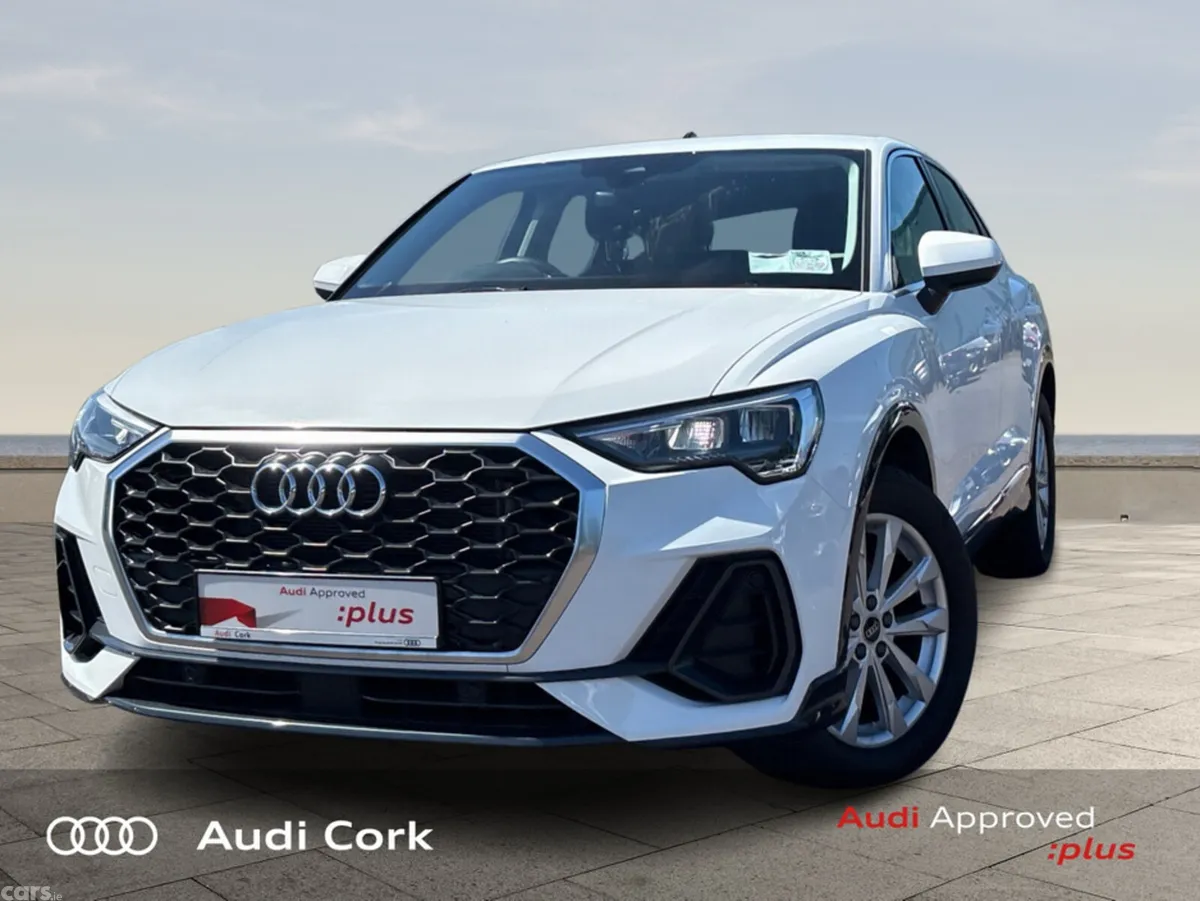 Audi Q3 SUV, Petrol, 2024, White