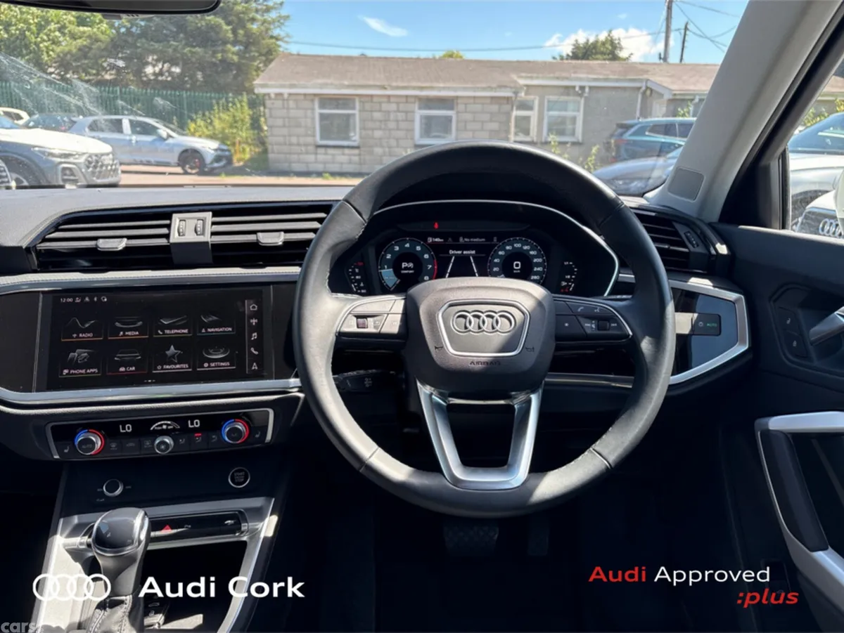 Audi Q3 SUV, Petrol, 2024, White