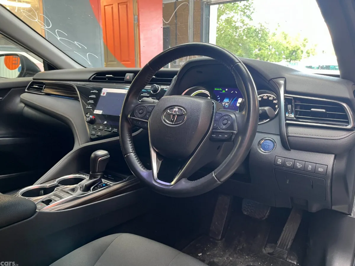 Toyota Camry Saloon, Petrol, 2020, Black