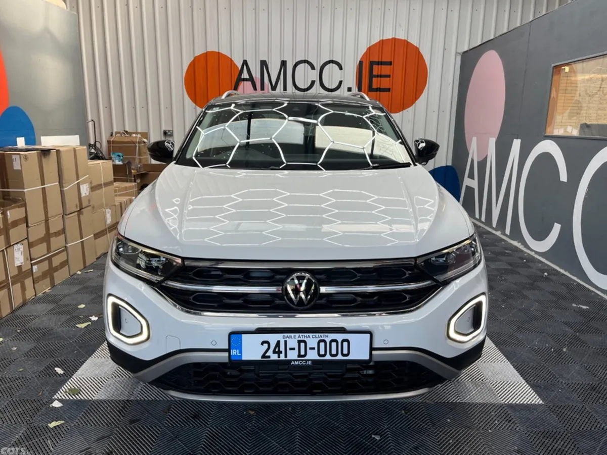 Volkswagen T-Roc SUV, Diesel, 2024, White