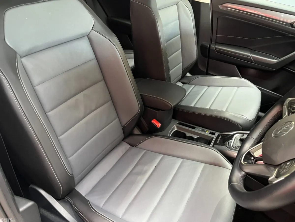 Volkswagen T-Roc SUV, Diesel, 2024, White