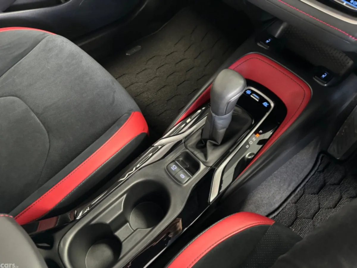 Toyota Corolla Hatchback, Petrol Hybrid, 2019, Black