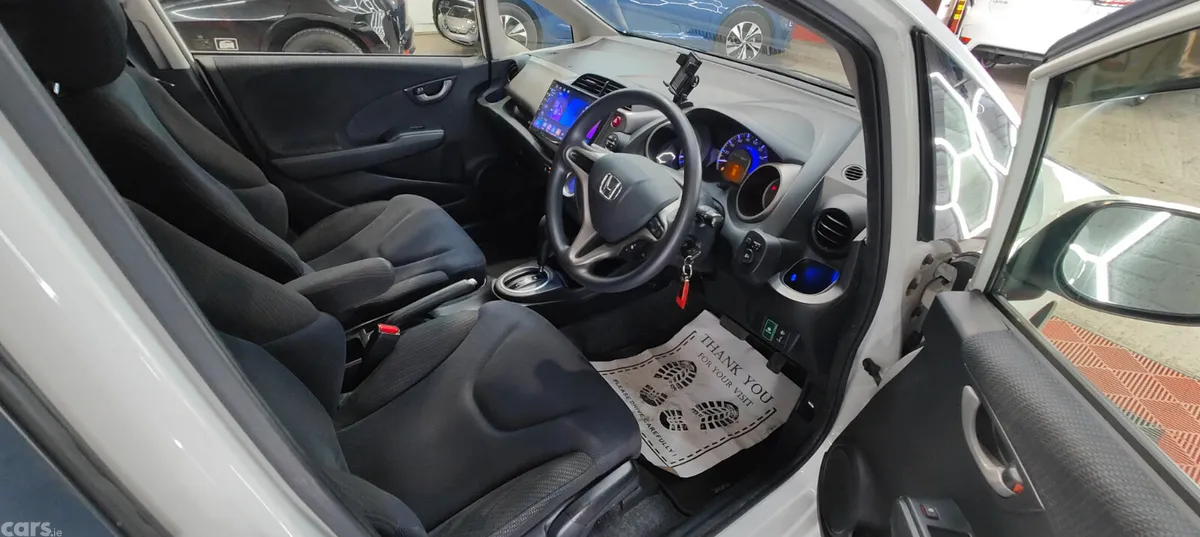 Honda Fit Hatchback, Petrol Hybrid, 2014, White