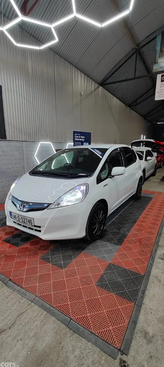 Honda Fit Hatchback, Petrol Hybrid, 2014, White
