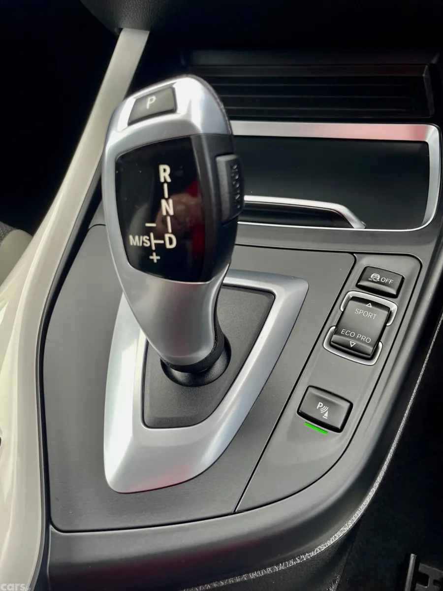 BMW 1-Series Hatchback, Diesel, 2018, Red