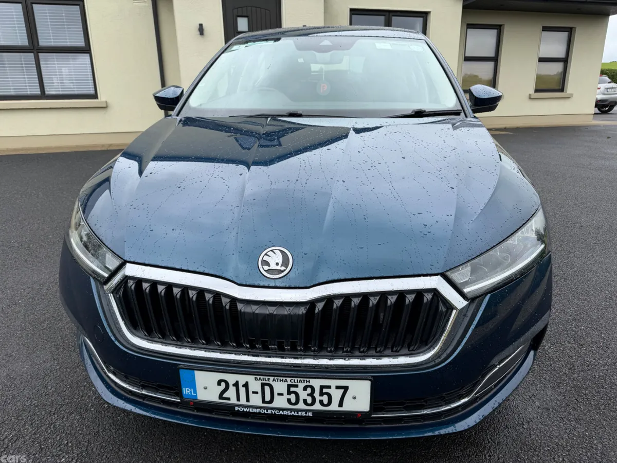 Skoda Octavia Saloon, Diesel, 2021, Blue