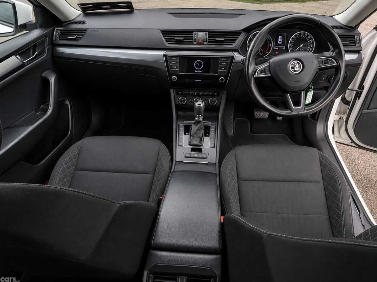 Skoda Superb Saloon, Diesel, 2017, White