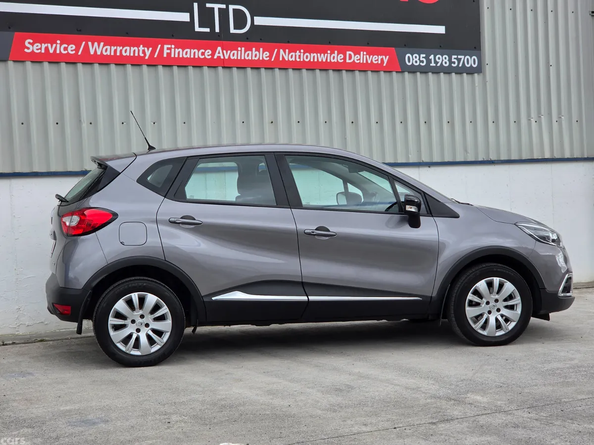 Renault Captur Hatchback, Diesel, 2018, Grey