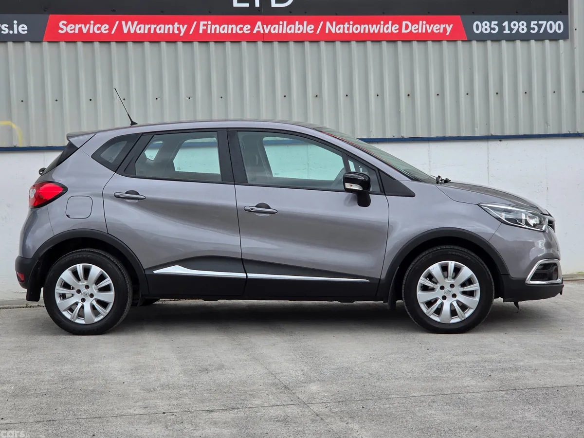 Renault Captur Hatchback, Diesel, 2018, Grey
