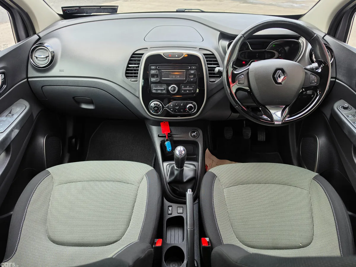Renault Captur Hatchback, Diesel, 2018, Grey